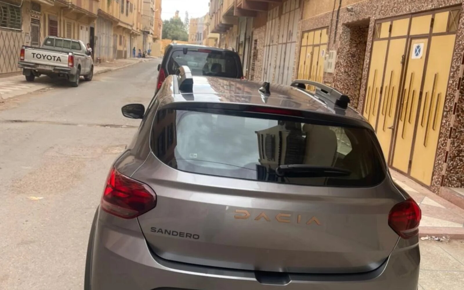 Dacia Sandero Stepway Gris — 23099-A-51