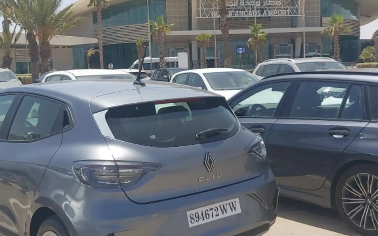Renault Clio 5 Gris — 23964-A-51